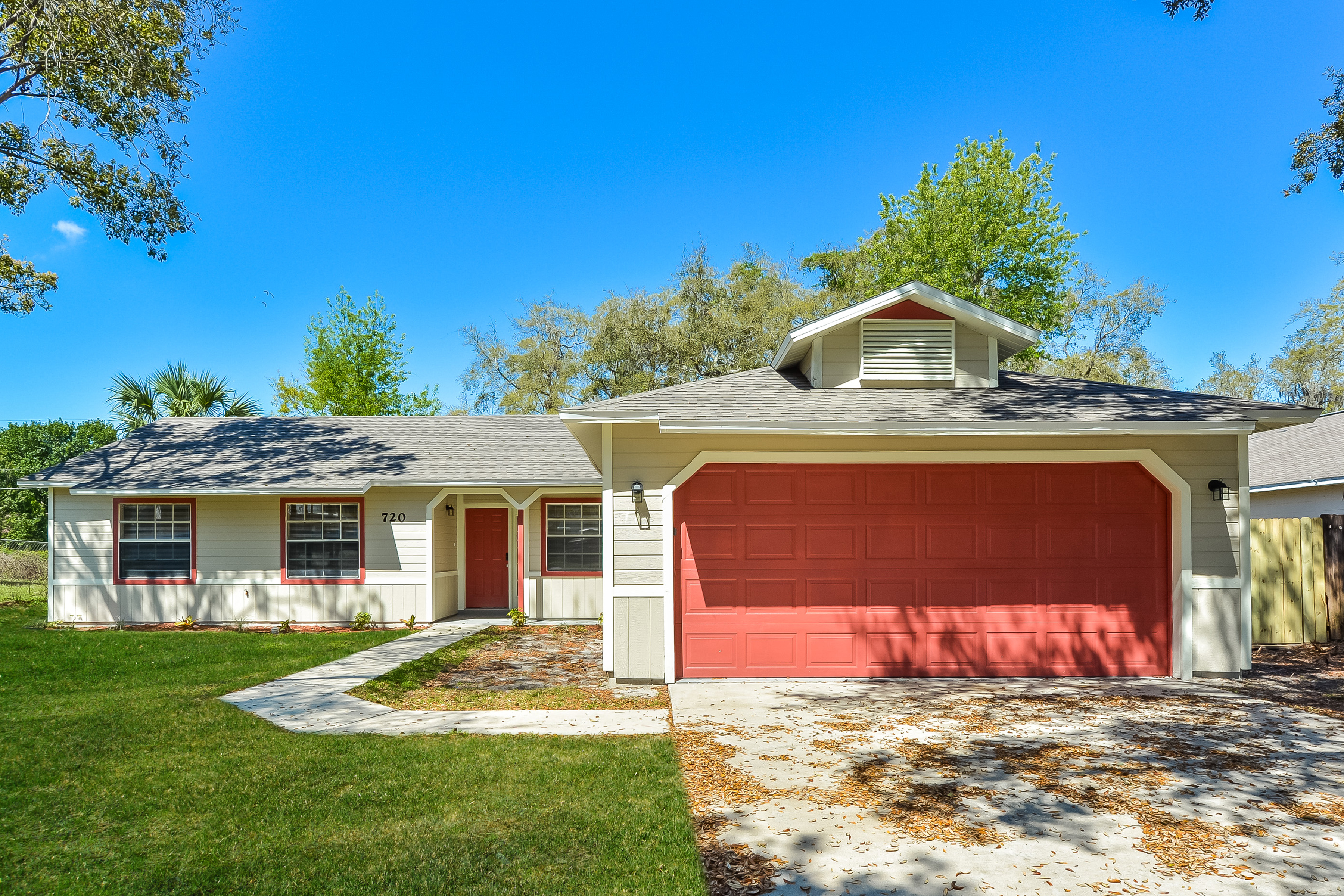 720 Outrigger Dr Deltona, FL 32738